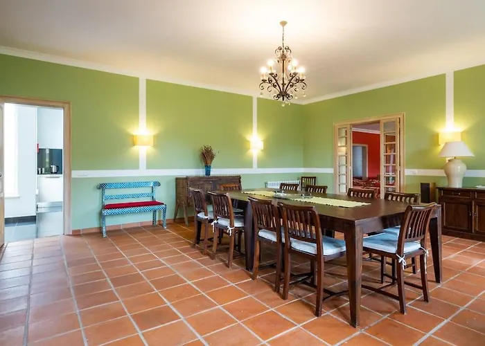 Luxurious Sprawling In Del Rey * Amoreira (Leiria)