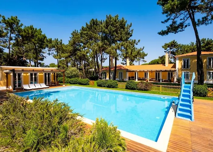 Luxurious Sprawling In Del Rey Amoreira (Leiria)