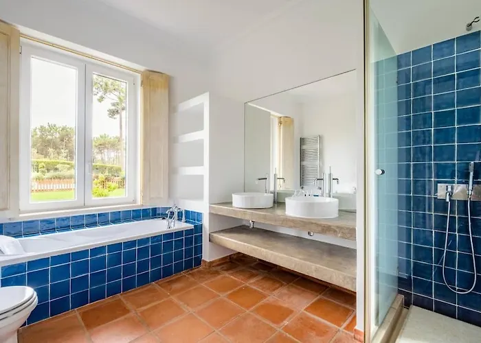 Luxurious Sprawling In Del Rey Amoreira (Leiria)