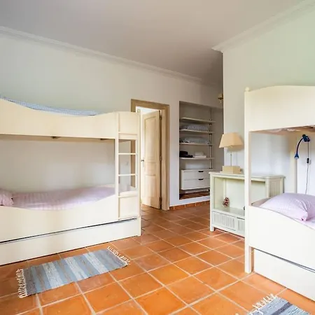 Villa Luxurious Sprawling In Del Rey