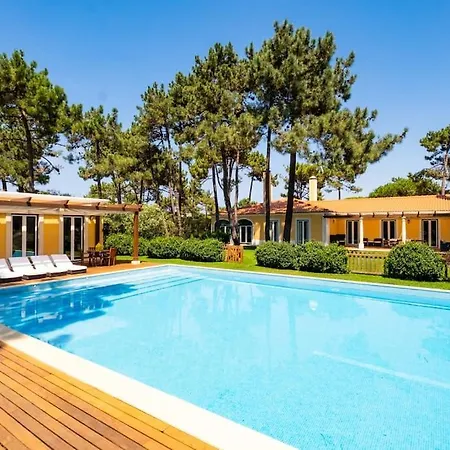 Luxurious Sprawling In Del Rey Villa Amoreira (Leiria)