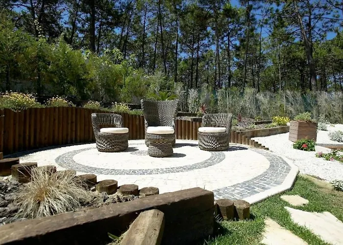 Luxurious Sprawling In Del Rey Villa