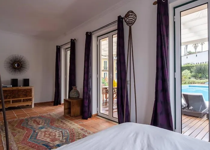 Villa Luxurious Sprawling In Del Rey Amoreira (Leiria)