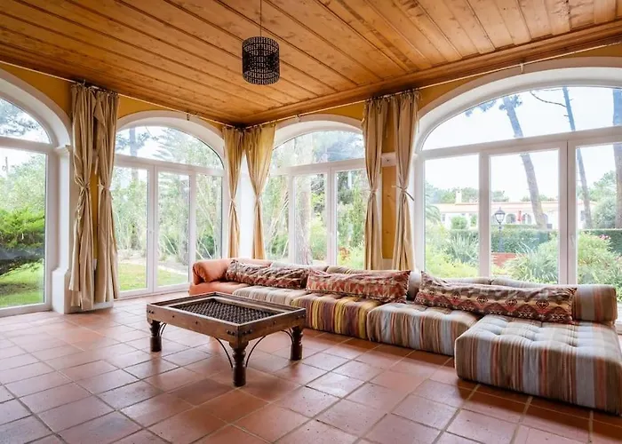 Villa Luxurious Sprawling In Del Rey Amoreira (Leiria)